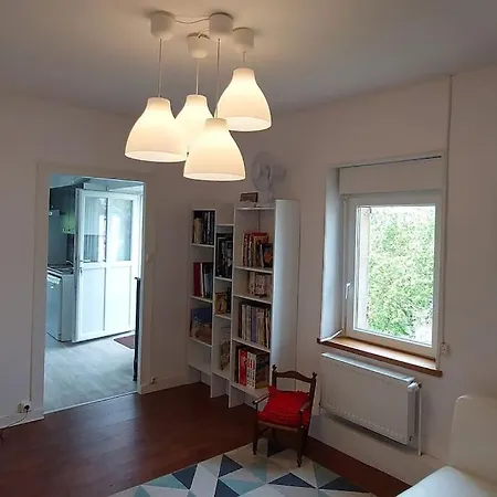 La Pagaille, 아파트